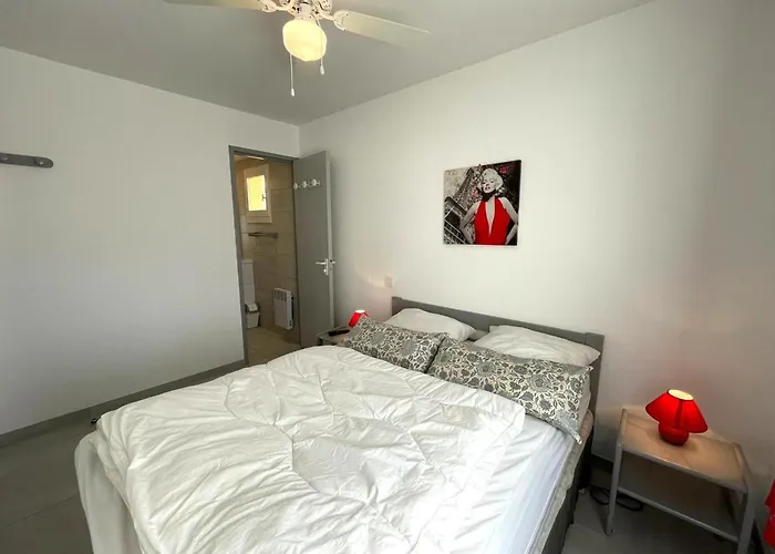 Maison Chaleureuse Avec Piscine, Proche Forêt Et Plage, à Jean De Monts - Wifi Gratuit - Fr-1-323-441 Saint-Jean-de-Monts